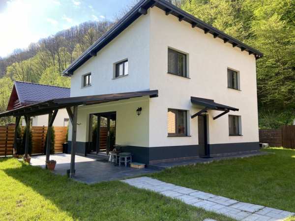 Casa Somesul Rece