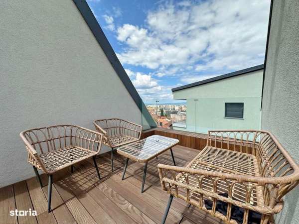 Apartament 4 camere cu scara interioara, Centrul Istoric