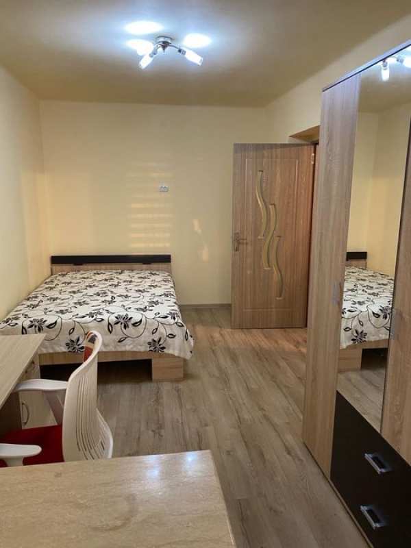 Inchiriez apartament 3 camere Aiud