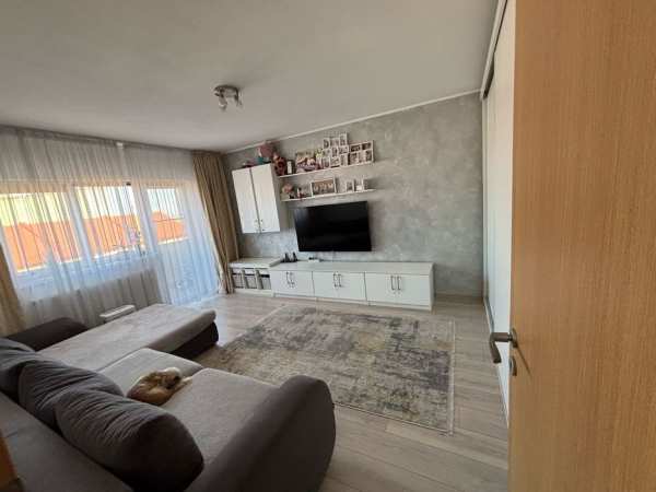 Apartament decomandat 2 camere Codlea
