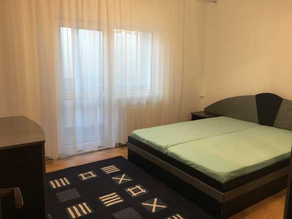 Ap. 2 camere, decomandat, CALEA MĂNĂȘTUR
