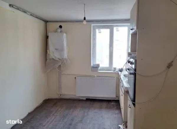 Apartament  3 camere Obor , 68 metri, etaj 4 Cod:156647