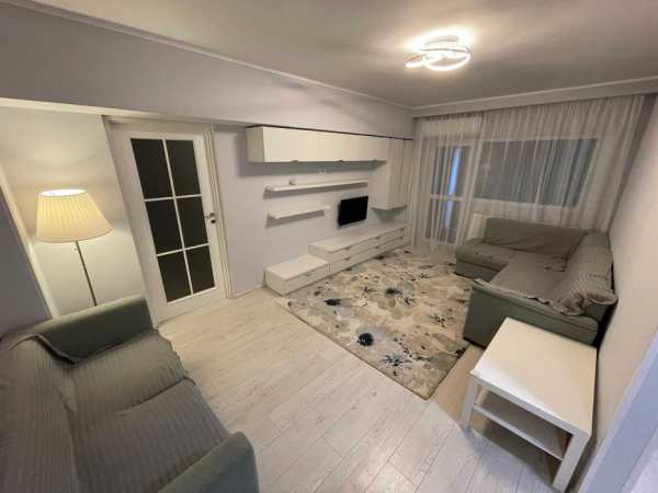 Proprietar, inchiriez apartament 3 camere, etaj 2/8, Bd Lacul Tei 113