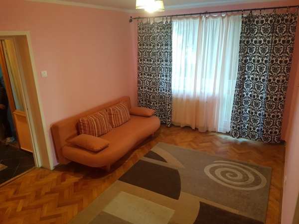Apartament de închiriat 3 camere