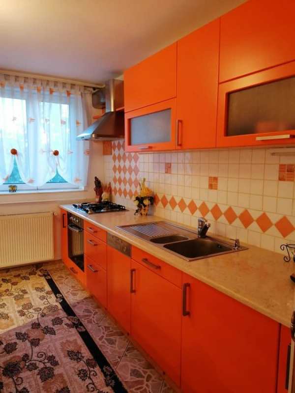 Apartament  3 camere Negrești Oas