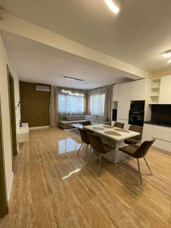 Chirie apartament 3 camere Braytim
