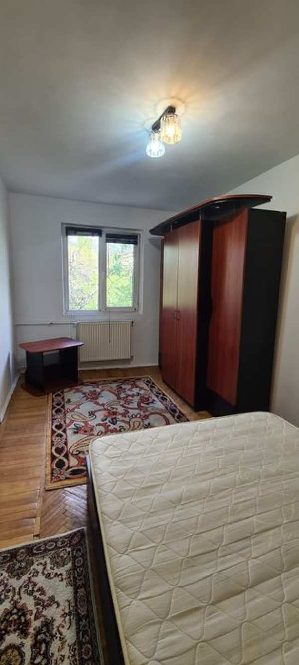 Proprietar,inchiriez apartament 2 camere zona labirint