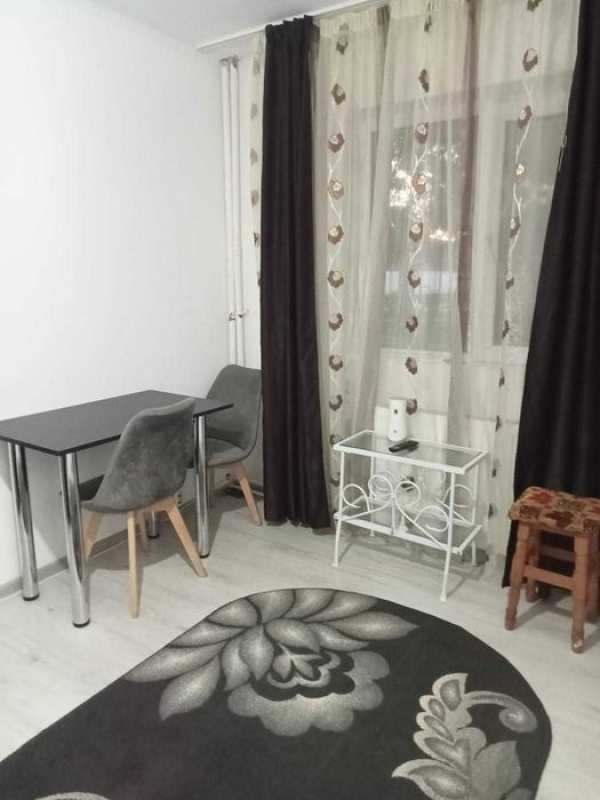 Apartament 2 camere de închiriat Giurgiu zona Policlinica