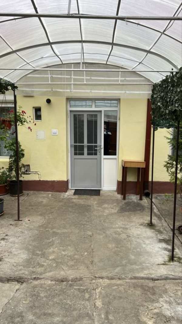 Casa de inchiriat