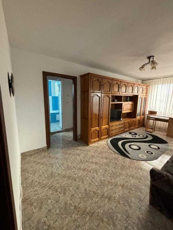 Apartament 4 camere decomandat, Titan, particular