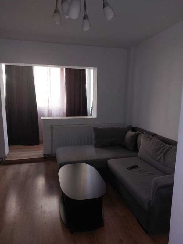 Proprietar, inchiriez apartament 2 camere decomandate - Girocului
