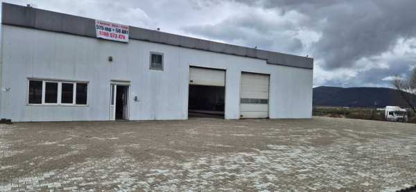Inchiriez spațiu comercial