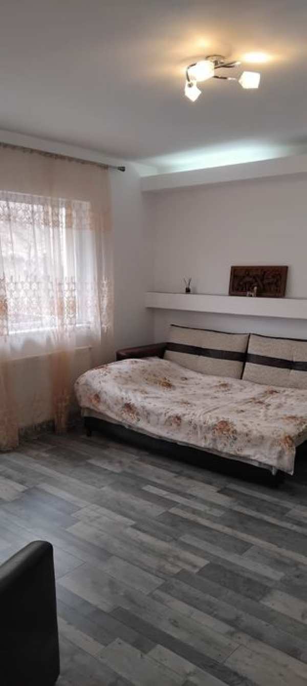 CHIRIE apartament 1 camera strada Stejarului FLORESTI