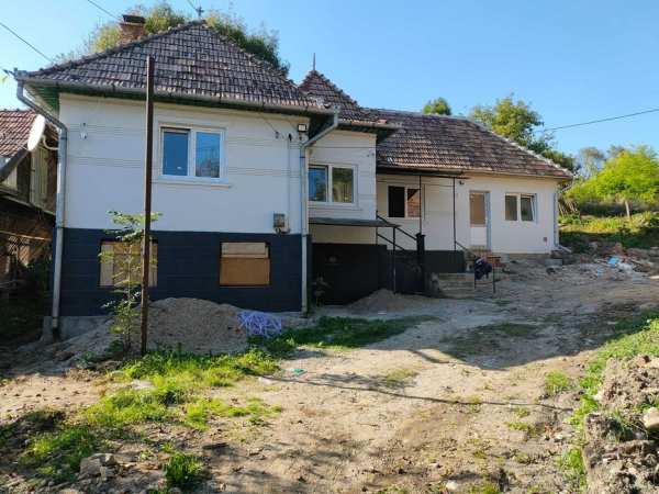 De vânzare casă în comuna iara jud.cluj