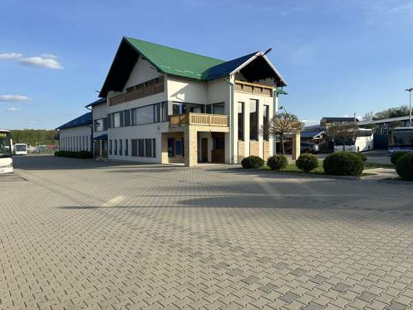 Spatiu comercial de vanzare