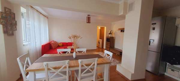 Chirie apartament