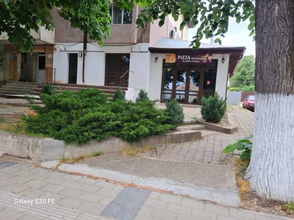 Închiriez spațiu comercial, Afacere la cheie