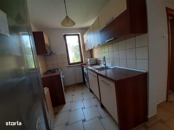 City Mall, 2 camere, mobilate, utilate, gaze, termen lung, 400 E