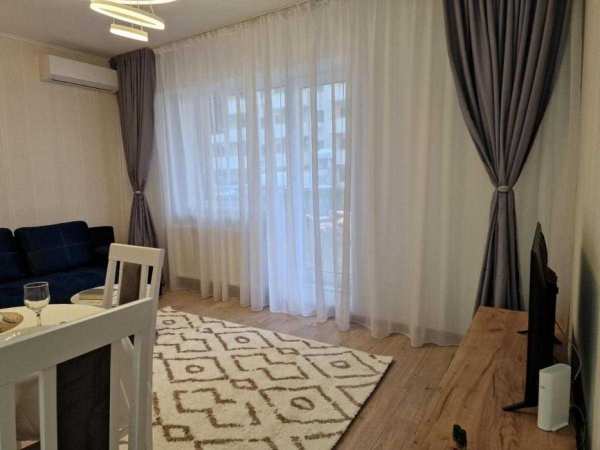 Studio cu gradina de inchiriat sector 6