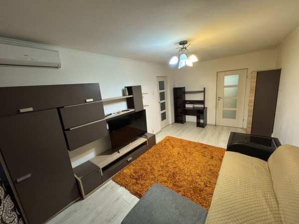 Proprietar, vand apartament 3 camere, Rahova, Buzoieni, 2/8, centrala
