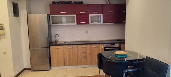 Studio Cosmopolis central - cu dormitor separat, loc de parcare