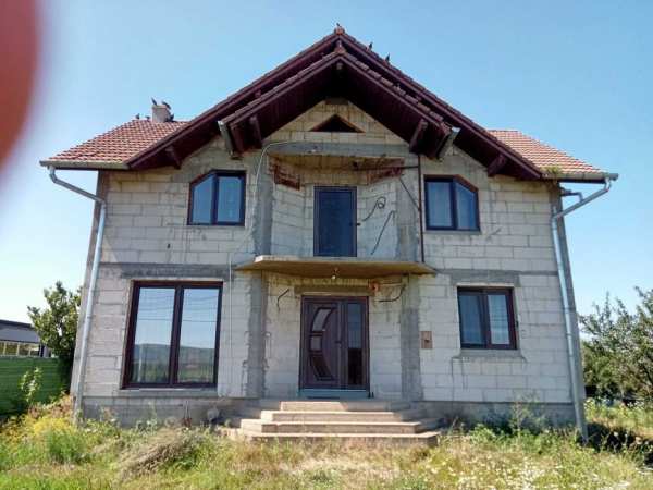 Vand Casa in Campia Turzii