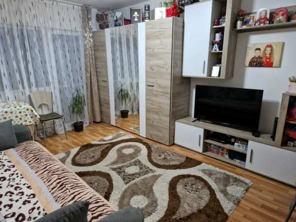 P.F.!! Apartament la cheie de vanzare, balcon, parcare, zona Apahida