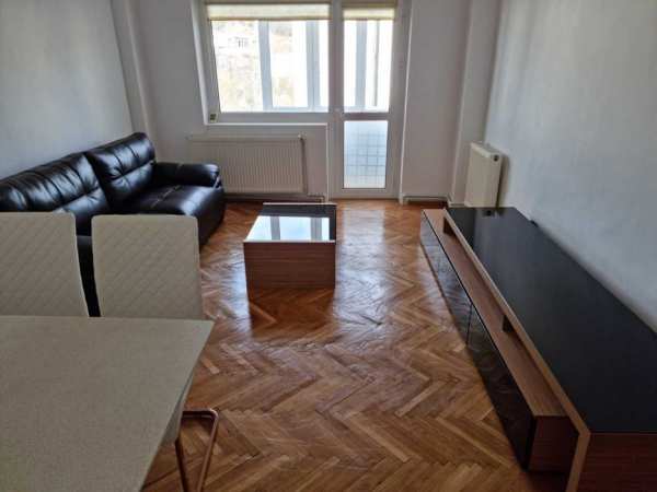 Apartament 3 camere