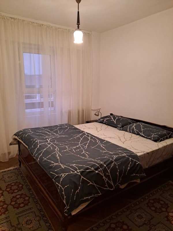 Inchiriere apartament 4 camere in regim hotelier