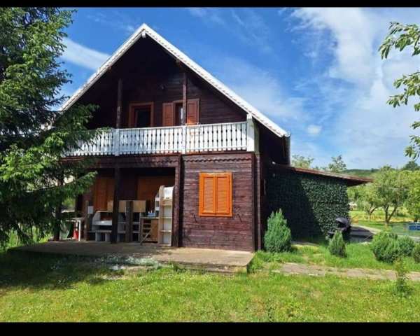 Casa de vanzare în CORUSU