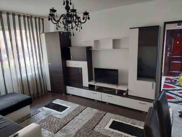Apartament de închiriat cu 2 camere