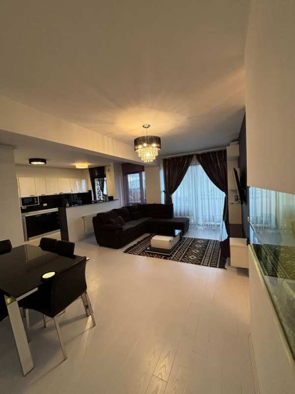 Apartament 3 camere - 2 locuri de parcare incluse