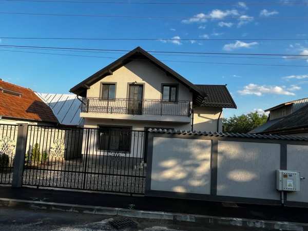 Casa noua de vânzare în Urlati