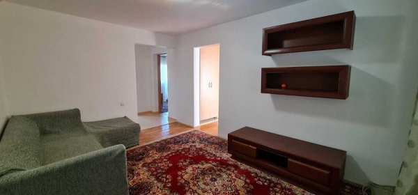Inchiriez apartament 3 camere ultracentral in Slatina