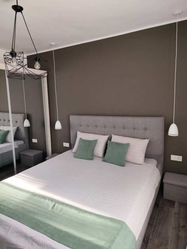 Inchiriez apartament 2 camere