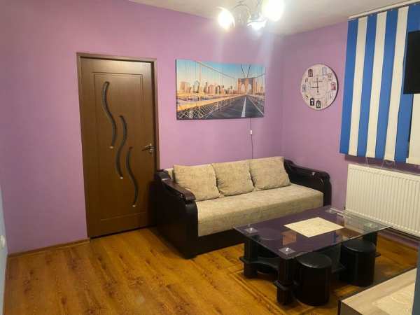 Dau în chirie apartament 2 camere zona Aleșd