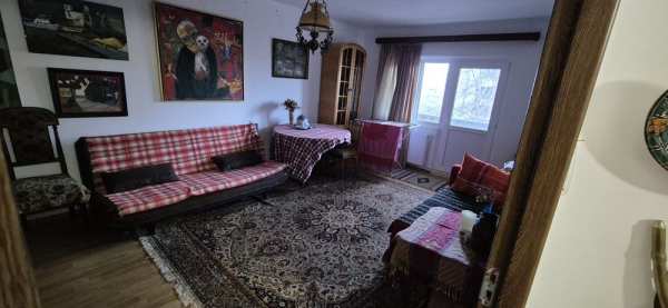 Apartament 2 camere Moinesti
