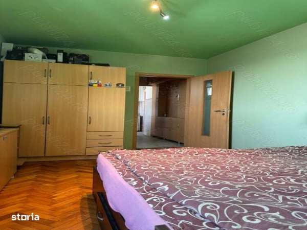 De vanzare apartament 2 camere Zona Cetatii