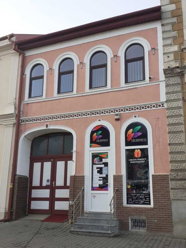OCAZIE   Casa + gradina ultracentral Reghin