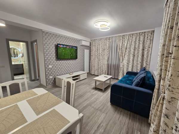 Închiriez apartament 2 camere – Mamaia Nord