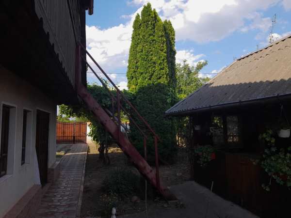 Vând casă și curte sat Lacu Sărat, Județul Brăila