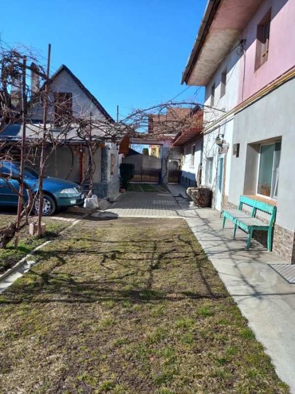 Casa cu 4 camere Rasnov Central mai ieftina decat un apartament