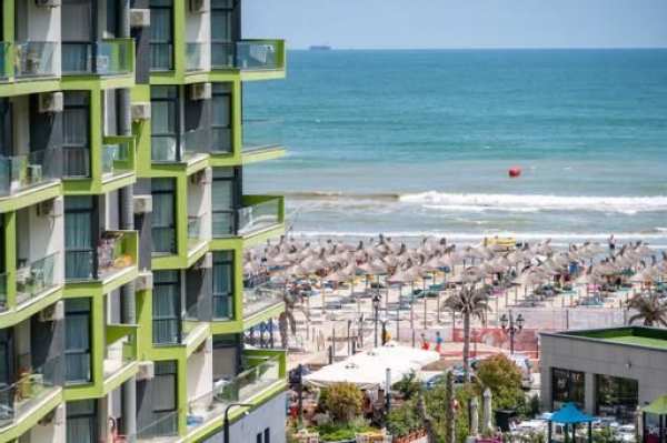 Apartament de inchiriat alezzi beach rezort inchiriat la zj