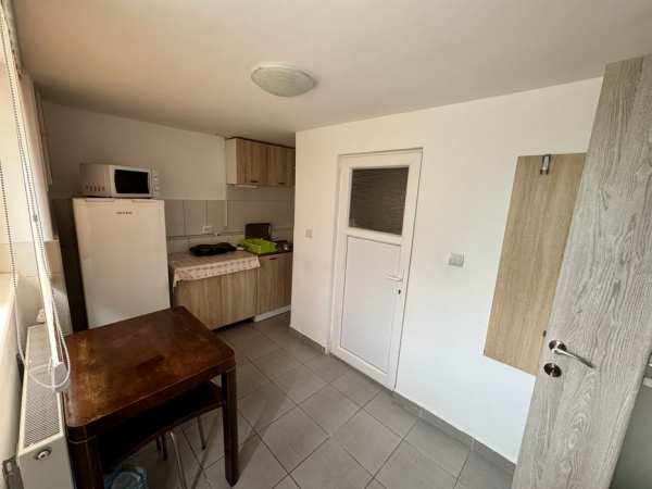 Inchiriez Apartament de o camera