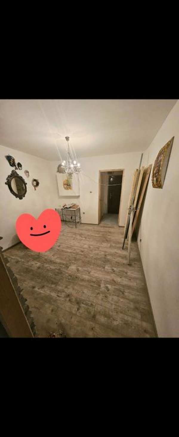 Vând garsoniera zona HCC