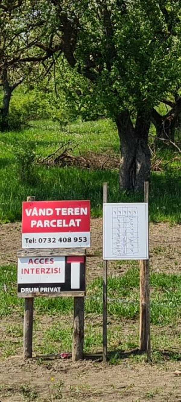 Vand teren extravilan parcelat