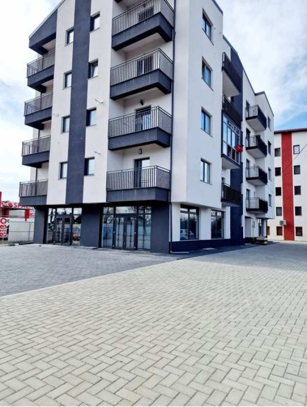 Vând apartament cu 2 camere