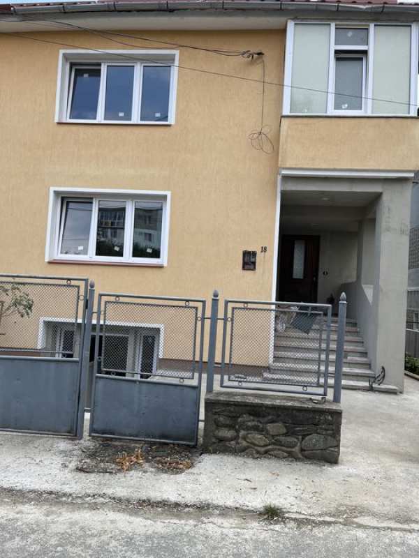 Vând/Inchiriez Duplex