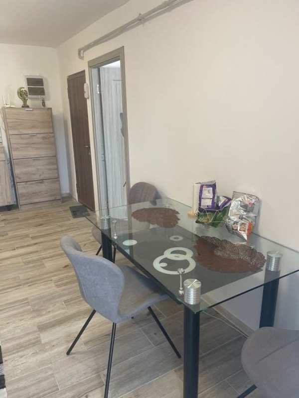Vând Apartament 3 camere !