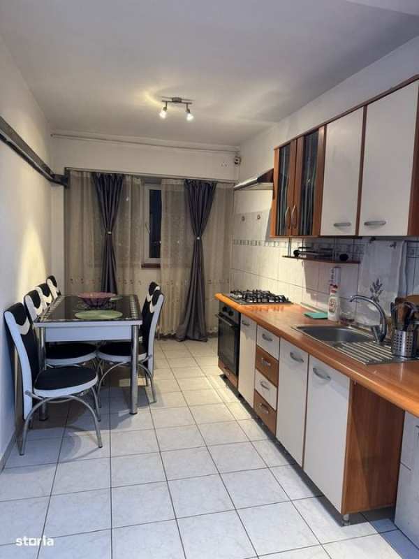 Apartament 3 camere Soseaua Alexandriei zona Piata Rahova